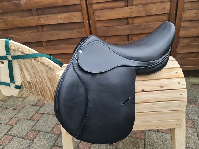 VS-Sattel / Vielseitigkeitssattel 17,5 ", Loesdau  Dublin , B. G. , All Purpose Saddle, Geislingen 