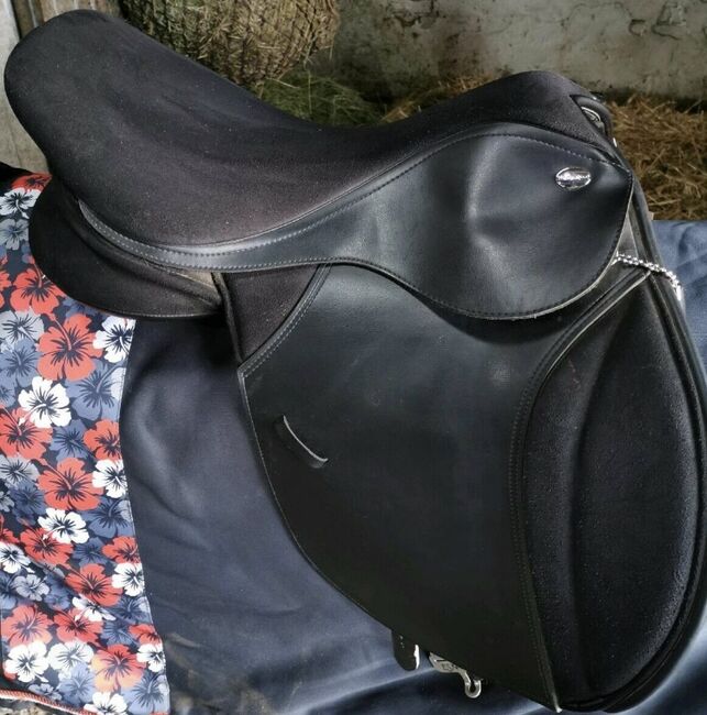 VS Sattel Thorowgood T4 17,5 Zoll, Gabi, All Purpose Saddle, Ottobeuren