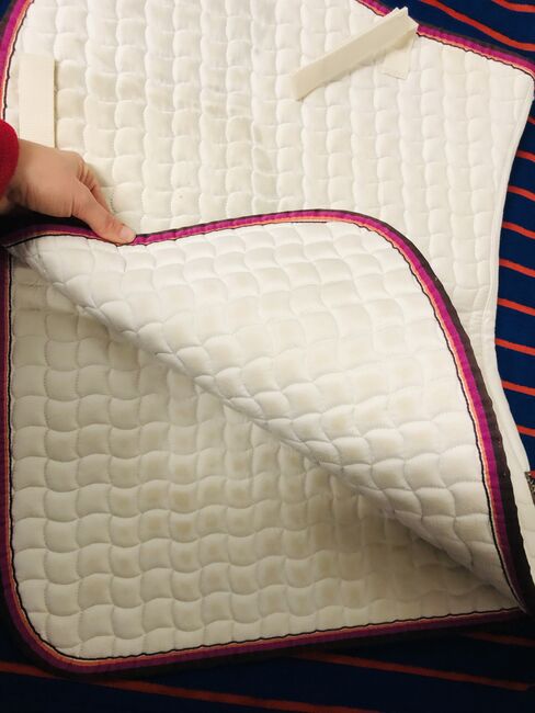 VS Schabracke Eskadron in weiss, Eskadron Cotton, Julia, Dressage Pads, Regensburg, Image 3