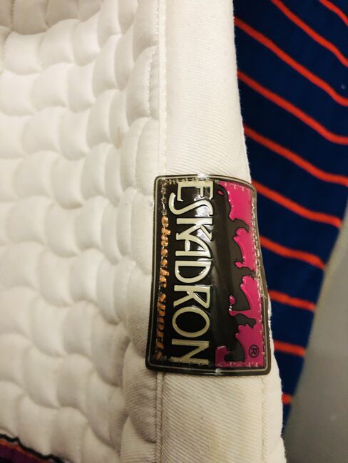 VS Schabracke Eskadron in weiss, Eskadron Cotton, Julia, Dressage Pads, Regensburg