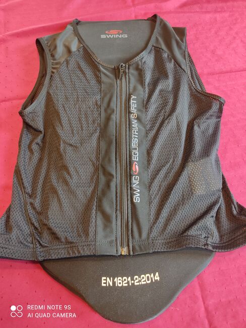 Waldhausen Swing Equestrian Safety, Waldhausen Swing Rückenprotektor , Anne Kolipost , Safety Vests & Back Protectors, Schwallungen