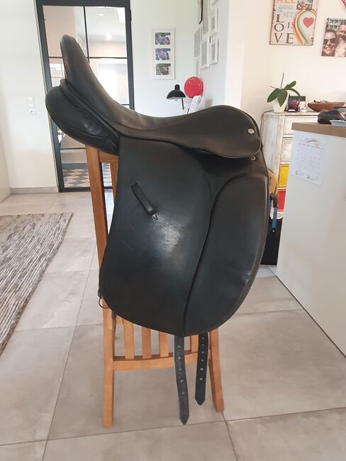 Gut gepflegter Dressursattel Windsor, 16 Zoll, Windsor Springtree, Marion , Dressage Saddle, Nordhackstedt, Image 9
