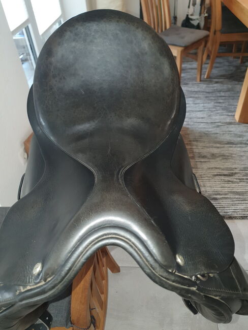 Gut gepflegter Dressursattel Windsor, 16 Zoll, Windsor Springtree, Marion , Dressage Saddle, Nordhackstedt, Image 14