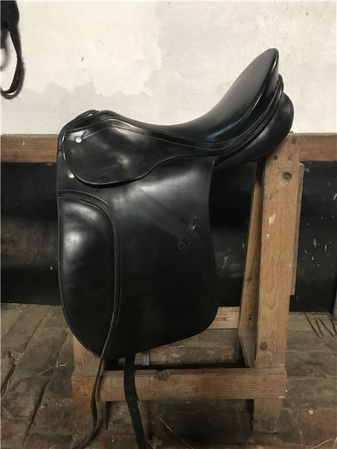 Gut erhaltener, bequemer und weicher Passiersattel, Passier Comfort, Katharina Klein, Dressage Saddle, Wildeshausen 