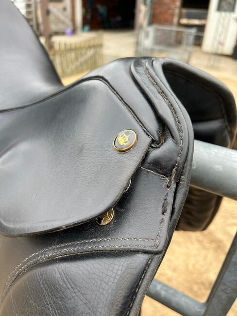 Gut erhaltenen und gepflegten Dressursattel Sommer Modell Magnus, Sommer  Magnus , F. Losch , Dressage Saddle, Norderstedt, Image 8