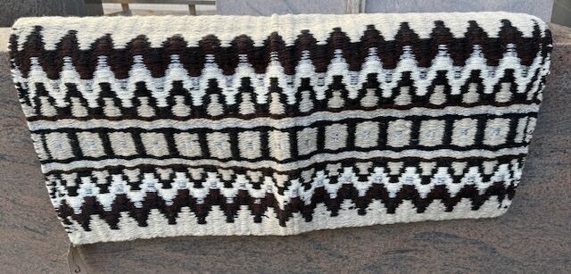 Western Blanket Sparkling in beige mit silbernem Glitzergarn, Loesdau Blanket Sparkling, Myriam, Western Pads, Heilbronn