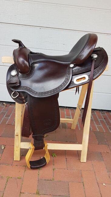 Neuwertiger Western Freizeitsattel zu verkaufen, FPW, Christiane, Western Saddle, Spahnharrenstätte