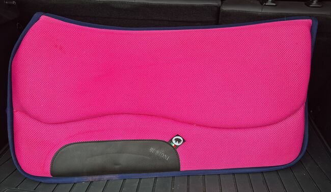 Westernpad von Burioni fuchsia, Burioni , Michi, Western Pads, Gummersbach , Image 2