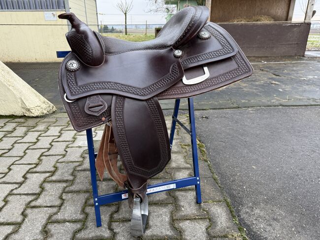 Westernsattel von Horse and Rider, Horse and Rider HR Square 302-4 Straight, Anja, Western Saddle, Stuttgart Bad Cannstatt, Image 2