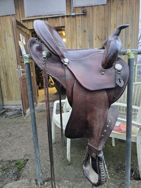 Westernsattel Round Skirt, Nicole , Western Saddle, Sittendorf