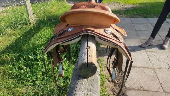 Westernsattel Baumlos, A und M reitsport , Yvonne Helms, Western Saddle, Buchholz/Aller , Image 3