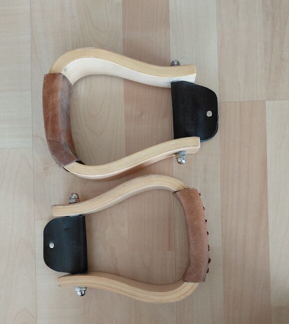 Westernsteigbügel Holz, nicht bekannt Steigbügel, Sophie Marie Studer, Western Saddle, St.Erhard