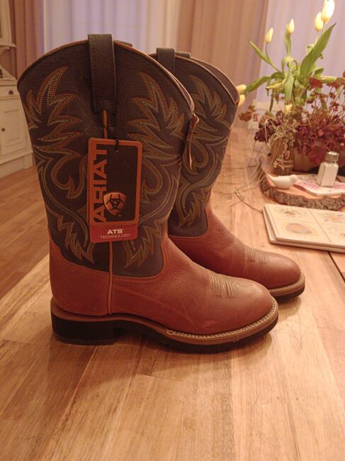 Westernstiefel, Ariat Westernstiefel, Catharina Nestelberger , Reitstiefel, Zelking