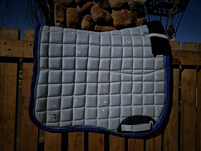 White shimmering set, Angel Equine , Abbey, Andere Pads, Pretoria , Abbildung 3