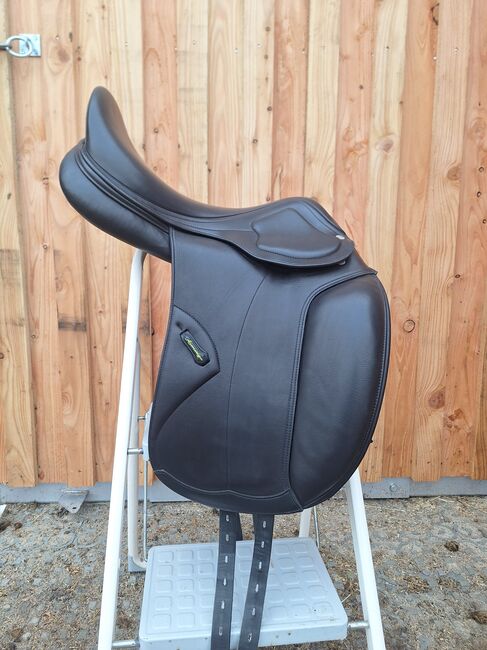 Wie neu! Amerigo Cortina Pinerolo 17,5 Dressursattel, Amerigo Cortina Pinerolo, Carina, Dressursattel, Edemissen