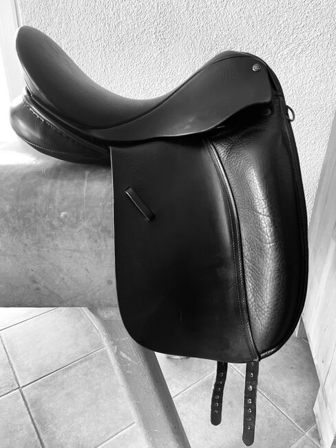 Windsor Dressursattel 17 hoher Widerrist u Schwung, Windsor Walsall Dressur Greenline, Ines Miller IM-Sattel (IM Sattel), Dressage Saddle, Graben