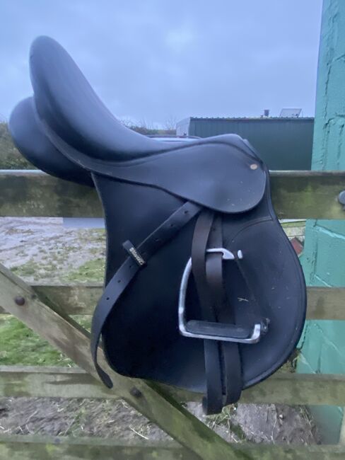 Wintec 17.5hh black saddle, Wintec Cair, Tina smith, Vielseitigkeitssattel (VS), Redruth