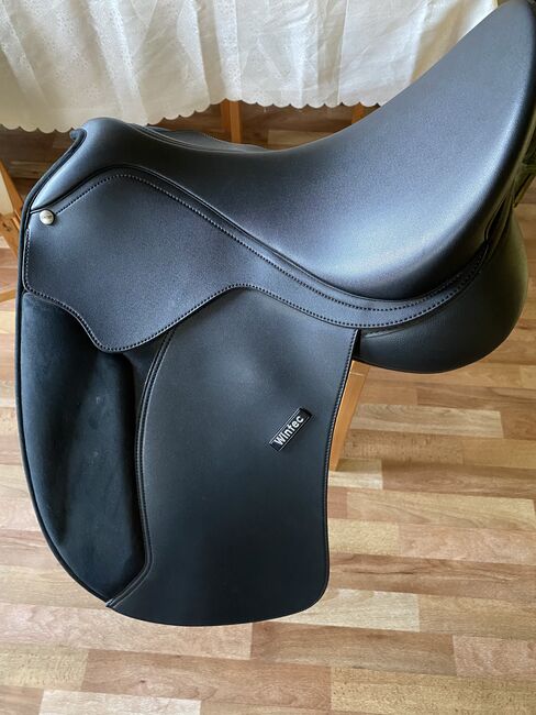 Wintec 500 DR 17 Zoll mit Cair fast neu mit Garantie 3 Kopfeisen plus Zubehör, Wintec 500 Dressur, Franziska-Marie Lehmann, Siodła ujeżdżeniowe, Berlin