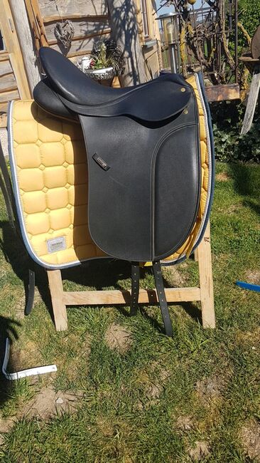 Wintec DR mit Cair und 3 Kopfeisen, Wintec Dressur, Gaby, Dressage Saddle, Kelberg 