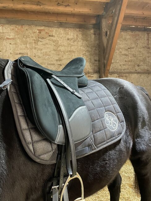 Wintec Dressursattel von Isabell Werth, Wintec Isabell Werth  Isabell Werth HART , Lucy Baumann , Dressage Saddle, Achern 