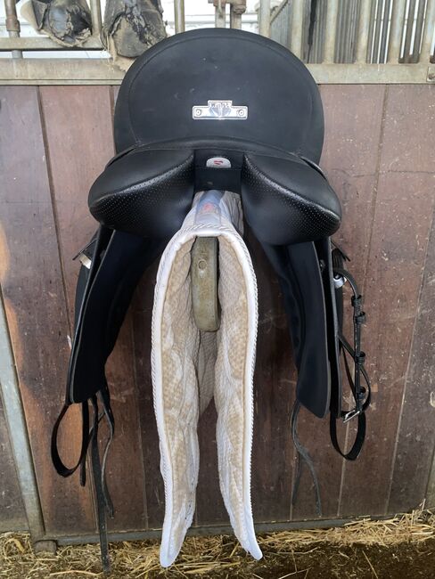 Wintec HART Isabell ; 17,5; BJ 2020, Wintec HART Isabell  HART Isabell , Laura Soohie , Dressage Saddle, München, Image 5