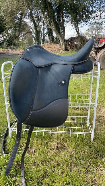 Wintec Isabel werth, Wintec Isabel werth, Courtney , Dressage Saddle, Rye, Image 5