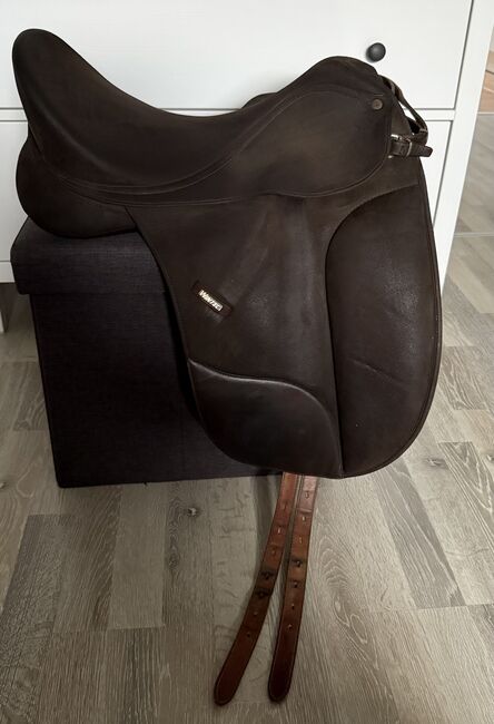 Wintec Isabell Werth Dressursattel/  braun / 17,5  Zoll, Wintec  Isabell Werth, Ev, Dressage Saddle, Brandenburg an der Havel 