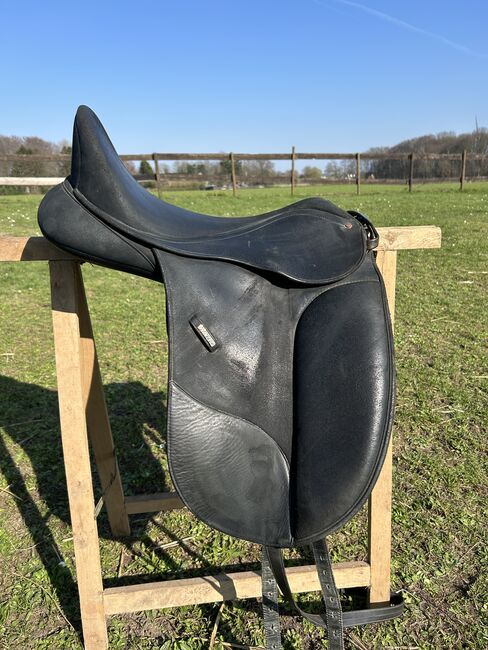 Wintec Isabell Werth Dressursattel, Wintec  Isabell Werth, Michelle Erdmann, Dressage Saddle, Mönchengladbach, Image 6