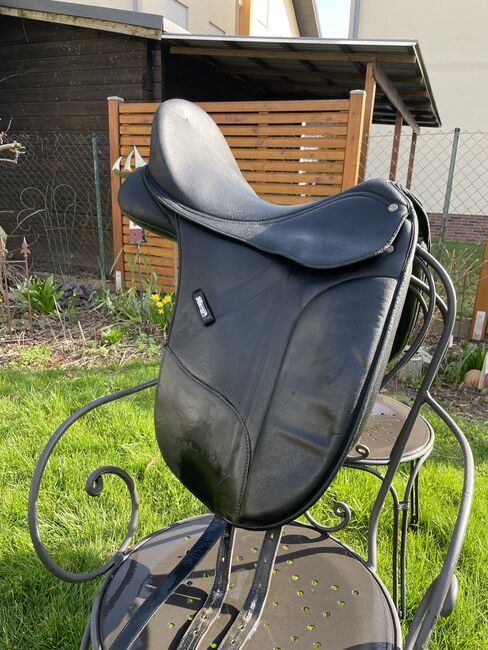 Wintec Isabell Werth Dressursattel 17,5“ + gratis Steigbügel und -riemen, Wintec Isabell Werth, Lisa, Dressage Saddle, Eppelheim