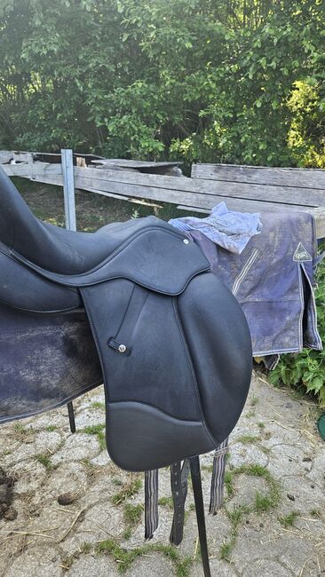 Wintec Isabell Werth  sattel 18" 3 monate alt, Wintec Isabel werth  , Paulchen, Dressage Saddle, Frauenau, Image 2