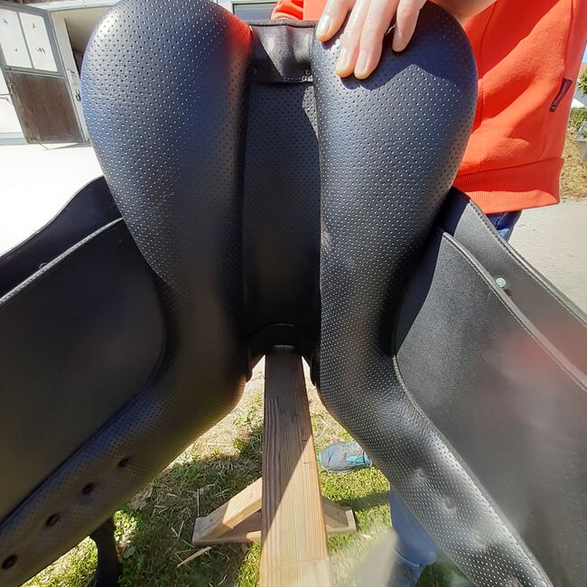 Wintec Pro, Wintec Pro, Michaela Riegler , Dressage Saddle, Saulburg, Image 3