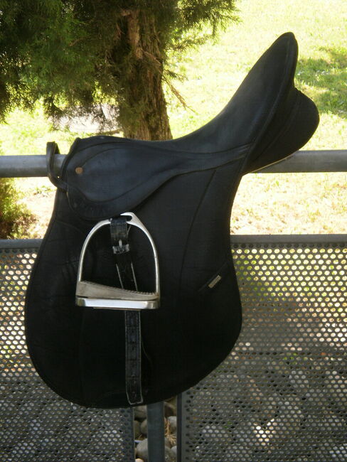 Wintec pro VS 17", Wintec Pro, Simone, All Purpose Saddle, Winterbach