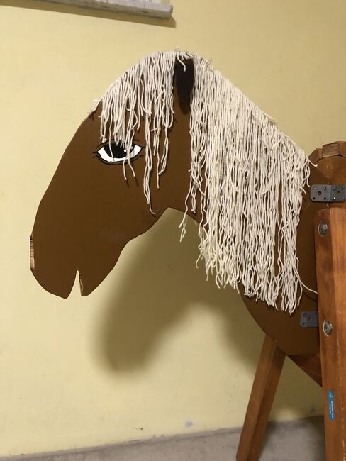 Holzpferd mit Zubehör zu verkaufen, Lina , Reflective Horse Wear, Wuppertal , Image 5