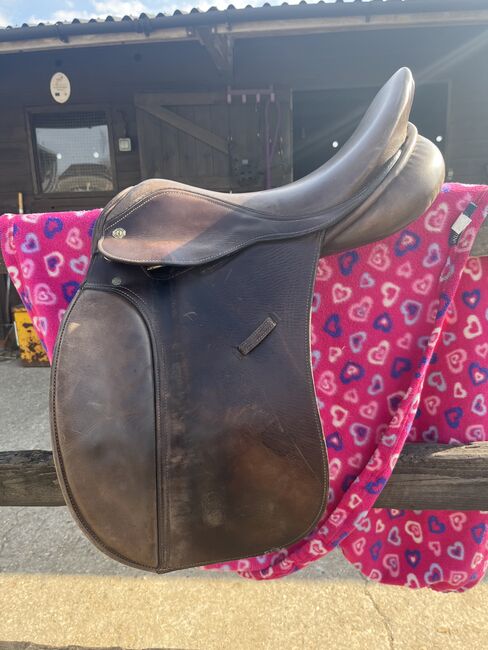 Working hunter saddle, H Working hunter, alicia crocker, Dressage Saddle, Andover, Image 3