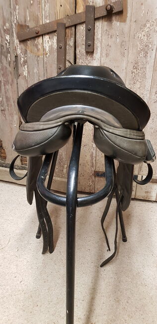 Wow Dressage saddle, Wow, Jean Mears, Dressage Saddle, Northampton, Image 4