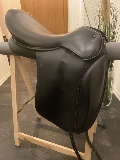 WOW Dressursattel, Nikola , Dressage Saddle, Kassel , Image 3