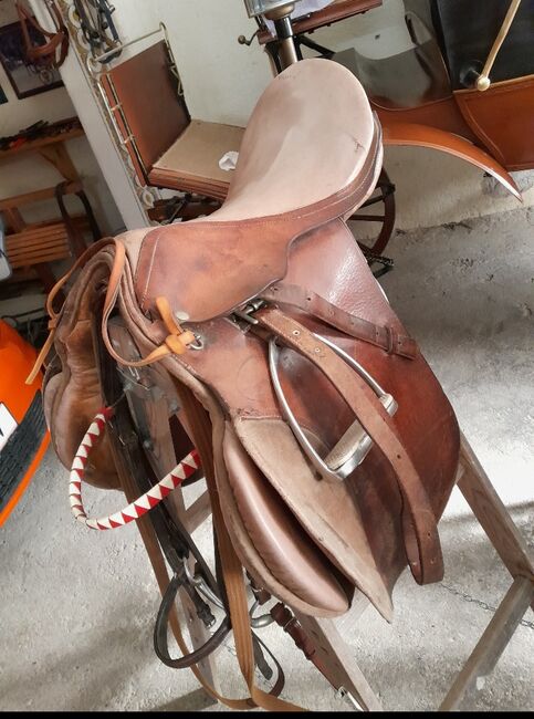 Sattel Zaumzeug Kandarenzaum Bockdecke Lederstiefel, Sabine, All Purpose Saddle, Schlierbach, Image 29