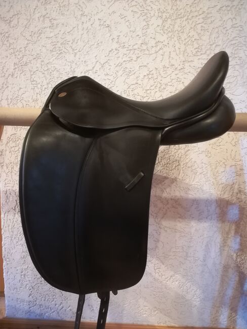 Sattel zu verkaufen, Kentaur Medea 17.5 Zoll, Fee, Dressage Saddle, Höchstädt im Fichtelgebirge, Image 2