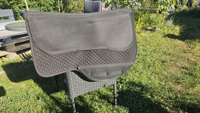 Schabracke Korrektur Stoßdämpfend ThinLine  NP 250€, ThinLine, Lara, Dressage Pads, Falkensee, Image 3