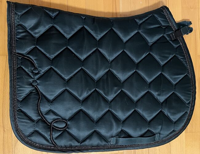 Schabracke Dunkel grün, Friedrike Unkel-Mohrmann, Dressage Pads, Heiligenstedtenerkamp
