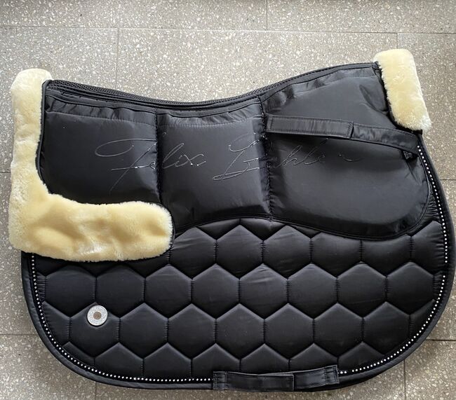 Schabracke Felix Bühler, Felix Bühler , Lara Schumacher , Dressage Pads, Hütschenhausen 