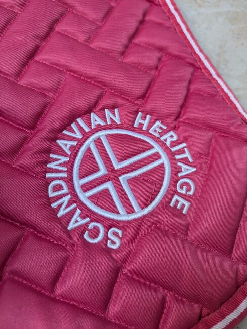 Schabracke inkl. Hufglocken, Horze Scandinavian Heritage , A. Heine, Dressage Pads, Hemer, Image 2