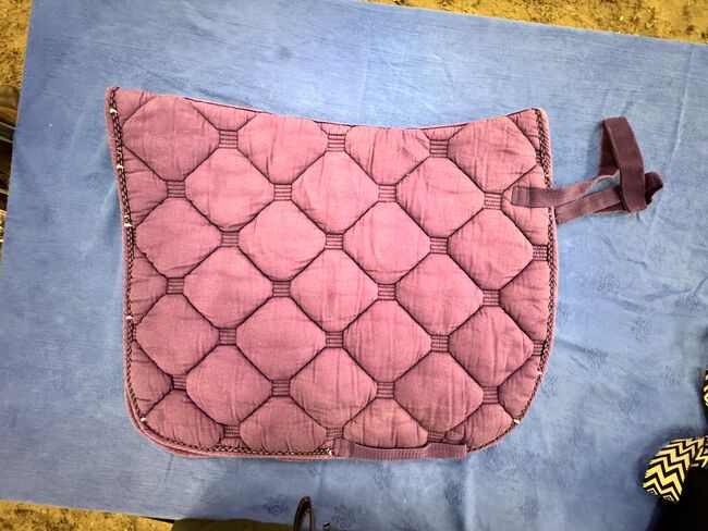 Satteldecke VS lila, Eqquitheme, Heike, Dressage Pads, Alsbach-Hähnlein