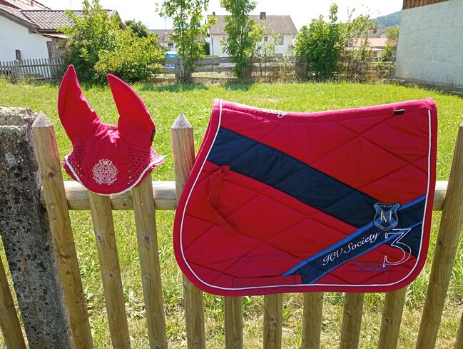 Schabracke mit passenden Fliegenohren, HV Polo , Christina Schmid, Dressage Pads, Sindelsdorf