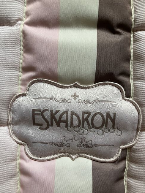 Schabracke rosa, Eskadron , Arielle Altner, Dressage Pads, Berlin , Image 4