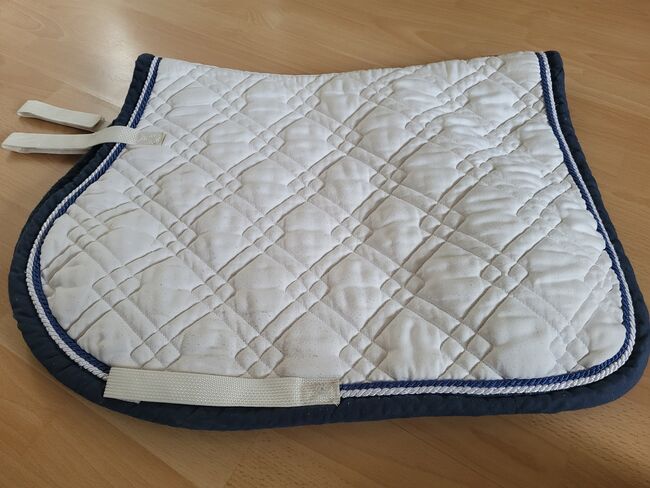 Schabracken von verschiedenen Herstellern zu verkaufen, Horse-Friends z.b Eskadkon loesdau , Melanie , Dressage Pads, Hollenstedt 