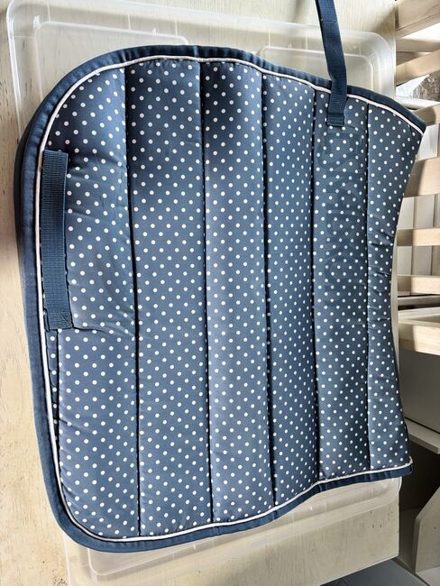 Schabrake mit Punkten, Eskadron, Mareike, Dressage Pads, Bad Harzburg