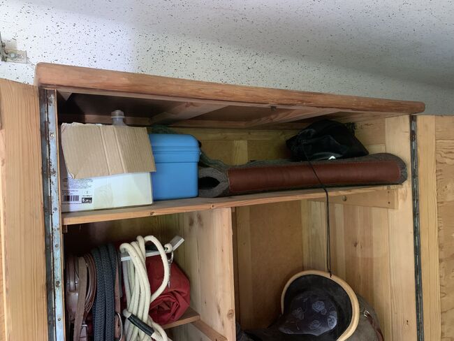 Sattelschrank (Für Westernsattel), Katharina Leis, Tack Locker, Schwarzenbach, Image 7