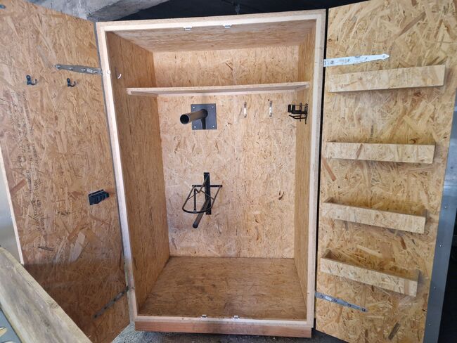 Sattelschrank, Sattelschrank , Anne-Kathrin Vogt , Tack Locker, Donaueschingen
