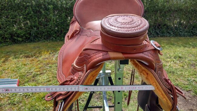 Sehr gut erhaltener Wadesattel für breite Pferde, Le Selle Italiane Ladies Wade cognac/matrone, Melissa Fellinger, Western Saddle, Ditzingen, Image 3